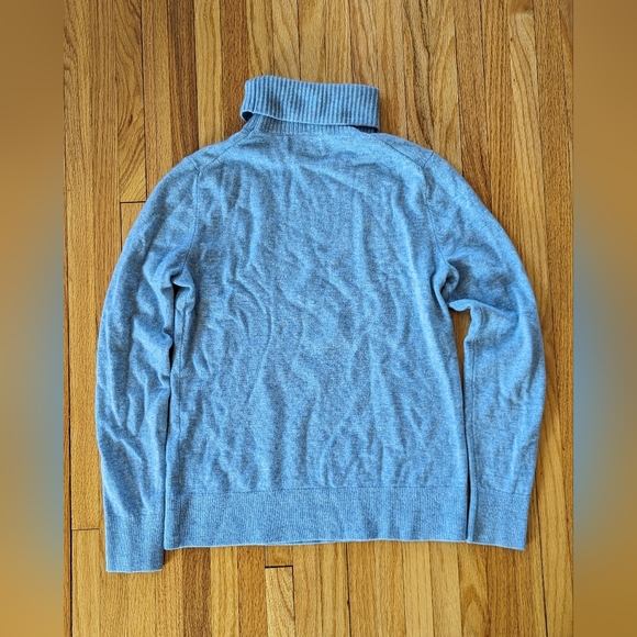 Lands End 100% Cashmere Sweater - Picture 3 of 8